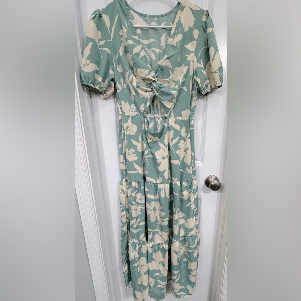 Floral twist front midi dress